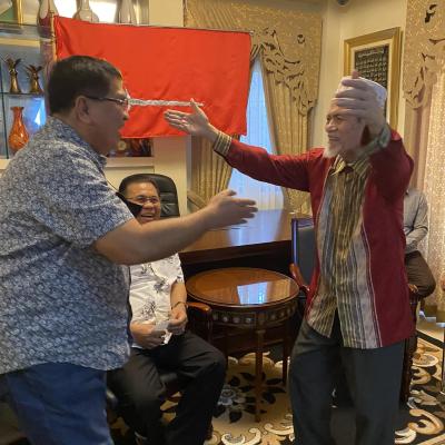 September 11 2022 Mnlf Chairman Nur Misuari Welcomes Interim Chief Minister And Milf Chairman Ahod Ebrahim And Senior Minister Abdulraof Macacua To His Residence In Davao City 55