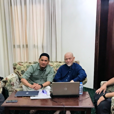 Mnlf Chairman Nur Misuari In Jeddah After Umrah 8 Of 8